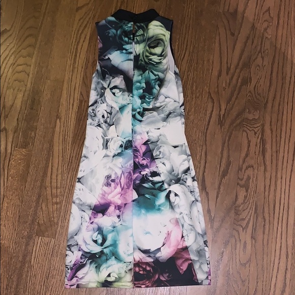 Lush Floral Mini Bodycon Dress - Picture 2 of 3